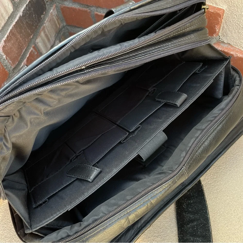 Claire Chase 💼 Genuine Leather JUMBO EXECUTIVE BRIEFCASE in Black